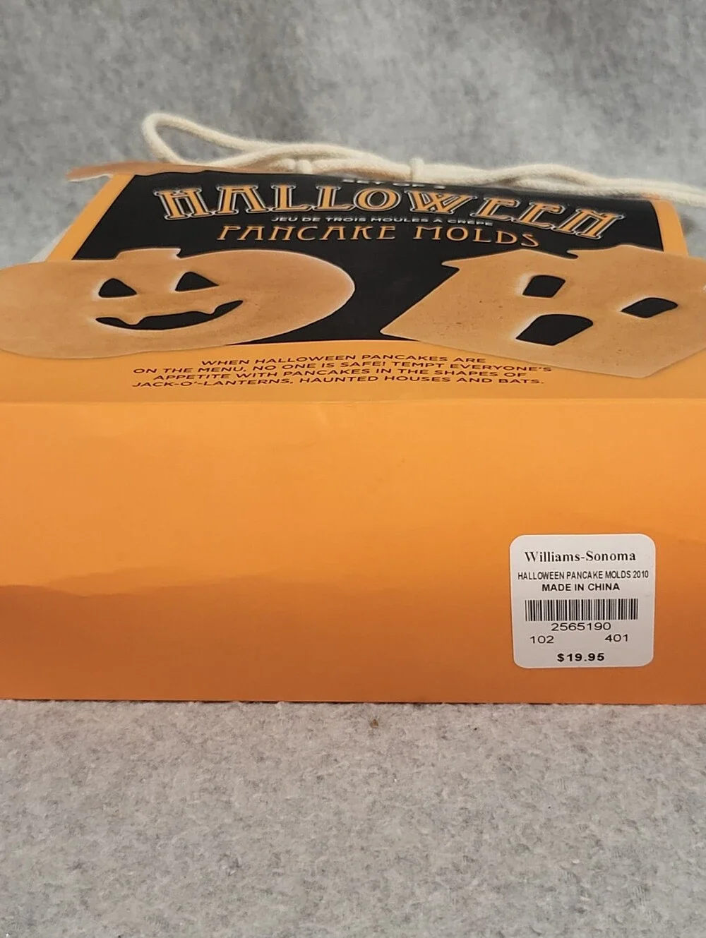 Williams Sonoma Set of 3 Halloween Pancake Molds Bat Pumpkin Haunted House NEW